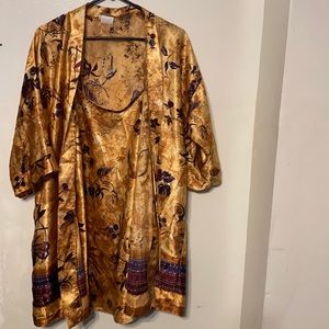 Gorgeous silky night with robe sz s/m